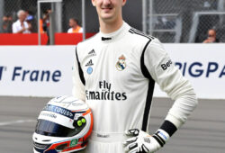 Thibaut Courtois : Un Gardien de But en Quête de Nouvelles Aventures dans le Sport Automobile