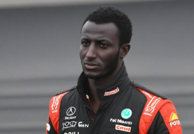 F1 : De mauvais poil, Hadjar n’a rien pu faire face à Lawson à Bakou