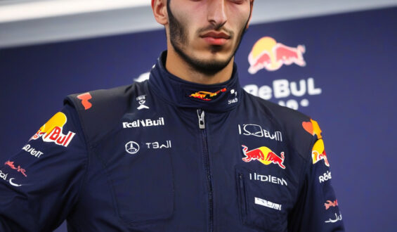 Isack Hadjar : Clarifications sur son avenir avec Red Bull