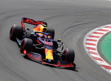 F1: Verstappen remporte le GP d’Azerbaïdjan, Piastri abandonne