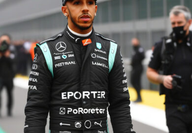 Lewis Hamilton s’emporte contre la FIA : “Nous forcer à porter ces gilets est ridicule”